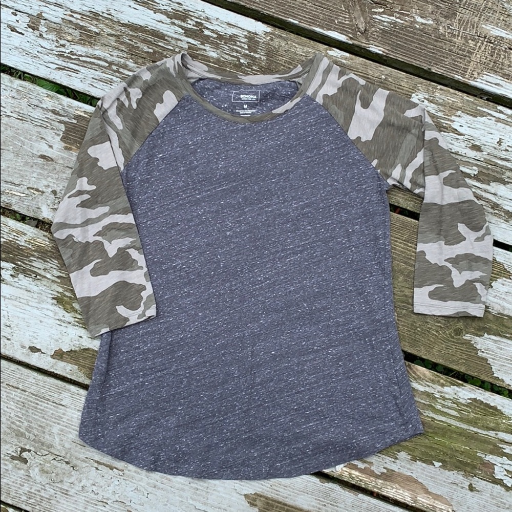 🌻 5 for $25 Camo Baseball Sonoma Tee Medium